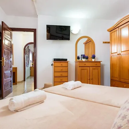 شقة Great 'san Marino' Terrace & Pool *